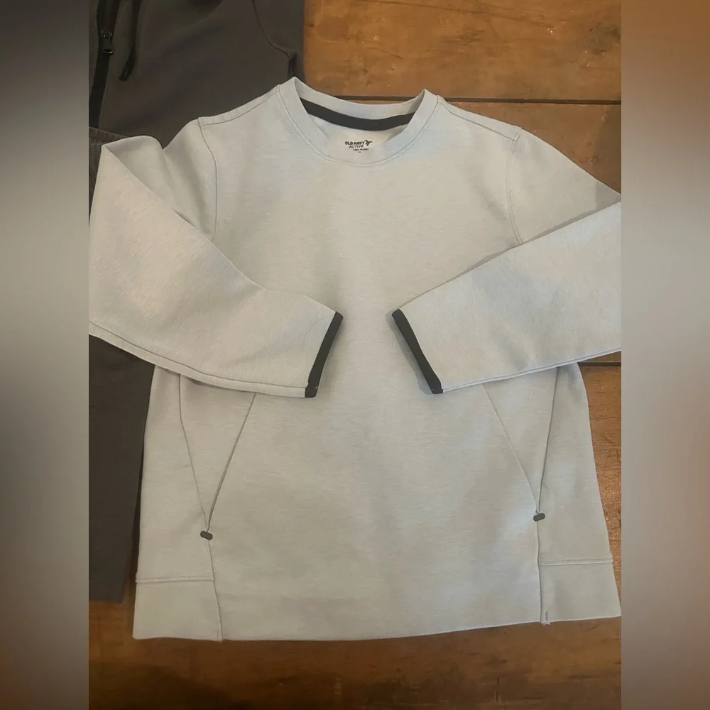 Boys size 8 old navy active wear